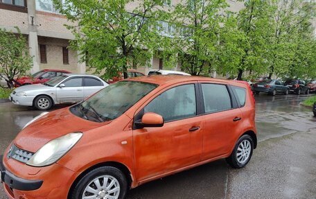 Nissan Note II рестайлинг, 2006 год, 300 000 рублей, 2 фотография