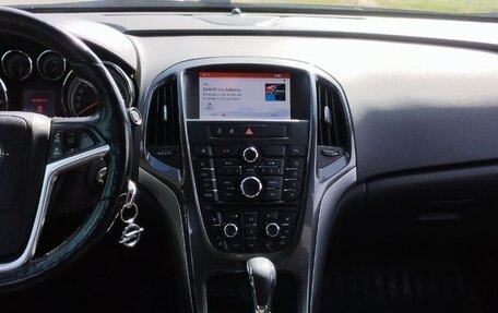 Opel Astra J, 2014 год, 1 000 000 рублей, 7 фотография