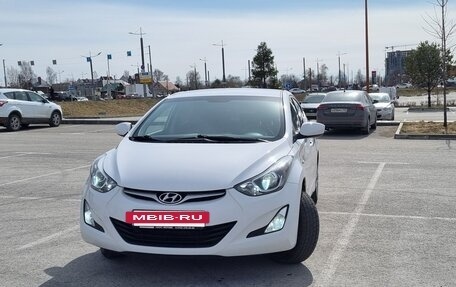 Hyundai Elantra V, 2015 год, 1 080 000 рублей, 2 фотография