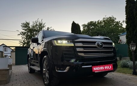 Toyota Land Cruiser, 2022 год, 11 800 000 рублей, 4 фотография