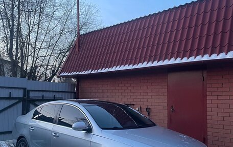 Volkswagen Passat B6, 2008 год, 849 000 рублей, 2 фотография