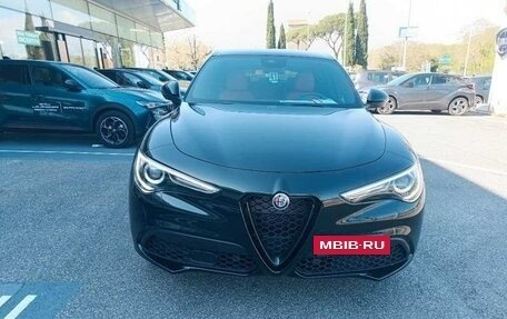 Alfa Romeo Giulia II, 2022 год, 3 910 000 рублей, 2 фотография