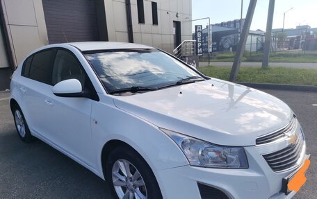 Chevrolet Cruze II, 2013 год, 900 000 рублей, 3 фотография