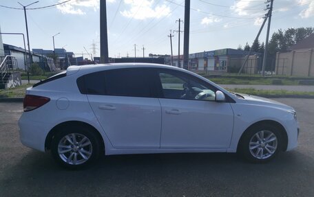 Chevrolet Cruze II, 2013 год, 900 000 рублей, 4 фотография