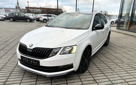 Skoda Octavia, 2019 год, 2 099 000 рублей, 3 фотография