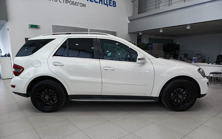 Mercedes-Benz M-Класс, 2011 год, 1 929 000 рублей, 4 фотография
