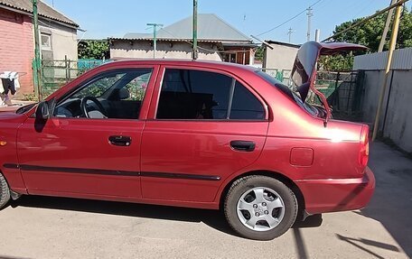 Hyundai Accent II, 2005 год, 450 000 рублей, 2 фотография