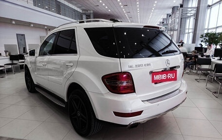 Mercedes-Benz M-Класс, 2011 год, 1 929 000 рублей, 7 фотография