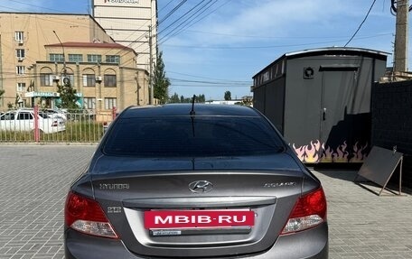 Hyundai Solaris II рестайлинг, 2011 год, 799 000 рублей, 4 фотография