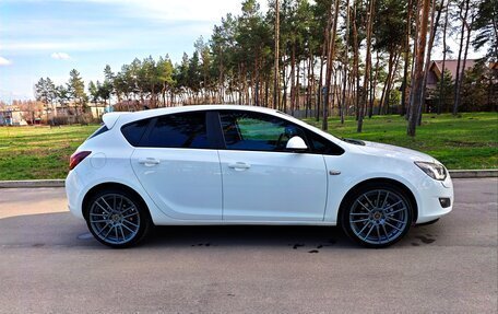 Opel Astra J, 2011 год, 850 000 рублей, 5 фотография