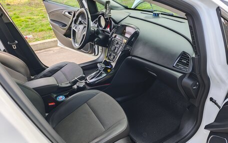 Opel Astra J, 2011 год, 850 000 рублей, 12 фотография