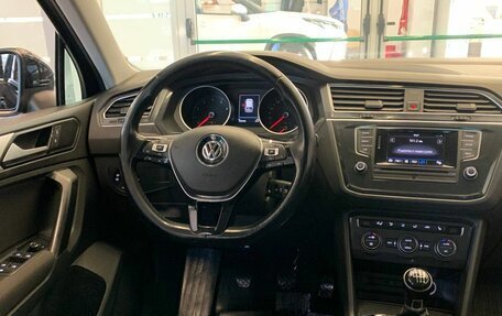 Volkswagen Tiguan II, 2017 год, 1 990 000 рублей, 9 фотография