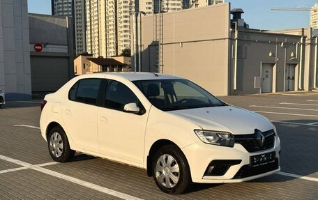 Renault Logan II, 2021 год, 700 000 рублей, 2 фотография