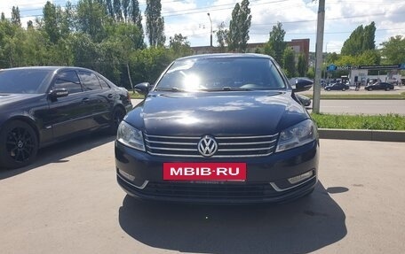 Volkswagen Passat B7, 2012 год, 1 050 000 рублей, 2 фотография