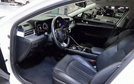 KIA K5, 2023 год, 2 300 000 рублей, 6 фотография