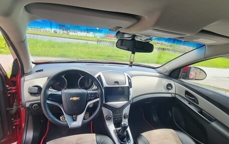 Chevrolet Cruze II, 2013 год, 850 000 рублей, 9 фотография