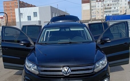 Volkswagen Tiguan I, 2011 год, 1 250 000 рублей, 3 фотография