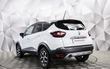 Renault Kaptur I рестайлинг, 2020 год, 1 744 000 рублей, 3 фотография