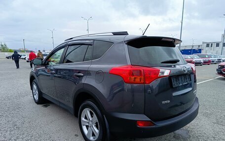 Toyota RAV4, 2014 год, 2 260 000 рублей, 5 фотография