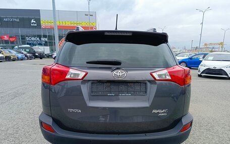 Toyota RAV4, 2014 год, 2 260 000 рублей, 6 фотография
