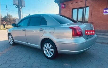Toyota Avensis III рестайлинг, 2005 год, 760 000 рублей, 4 фотография