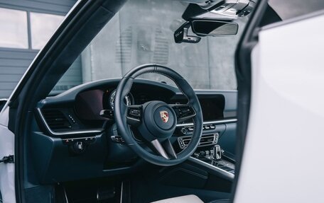 Porsche 911, 2022 год, 20 850 000 рублей, 12 фотография