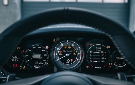 Porsche 911, 2022 год, 20 850 000 рублей, 14 фотография