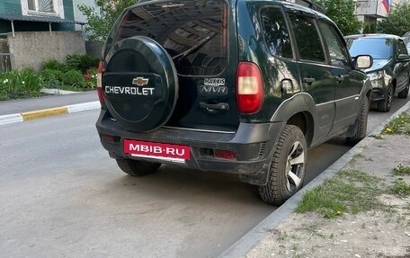 Chevrolet Niva I рестайлинг, 2004 год, 350 000 рублей, 2 фотография