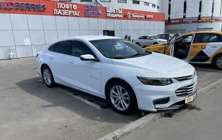Chevrolet Malibu IX, 2016 год, 950 000 рублей, 2 фотография