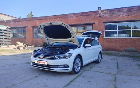Volkswagen Passat B8 рестайлинг, 2019 год, 2 300 000 рублей, 2 фотография
