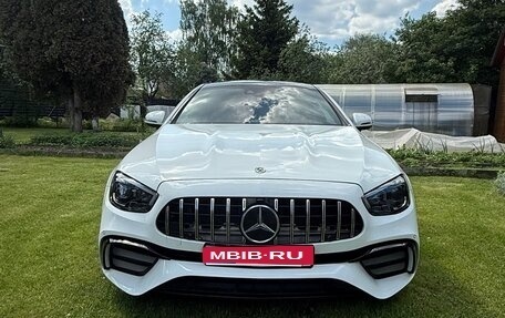 Mercedes-Benz E-Класс, 2020 год, 5 100 000 рублей, 1 фотография
