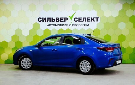 KIA Rio IV, 2017 год, 1 329 000 рублей, 6 фотография