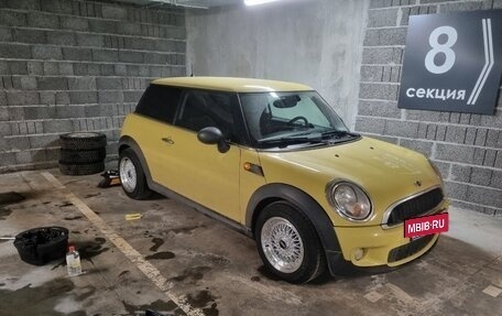 MINI Hatch, 2010 год, 800 000 рублей, 3 фотография