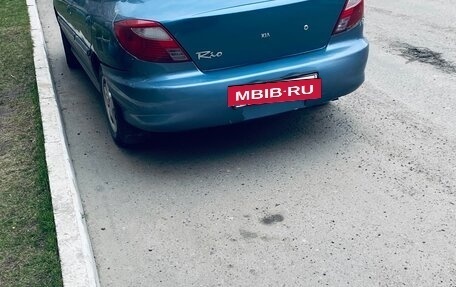 KIA Rio II, 2001 год, 180 000 рублей, 2 фотография