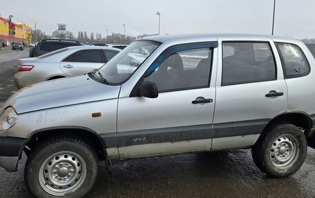 Chevrolet Niva I рестайлинг, 2003 год, 280 000 рублей, 5 фотография