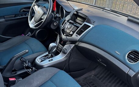 Chevrolet Cruze II, 2011 год, 650 000 рублей, 8 фотография