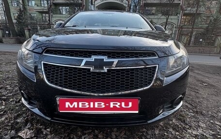 Chevrolet Cruze II, 2011 год, 650 000 рублей, 2 фотография