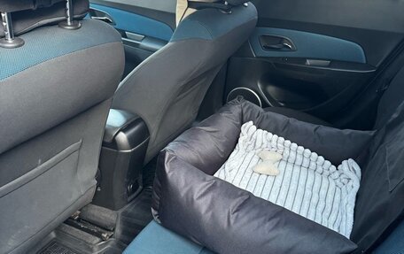 Chevrolet Cruze II, 2011 год, 650 000 рублей, 10 фотография