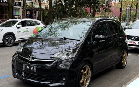 Toyota Ractis II, 2011 год, 1 250 000 рублей, 2 фотография