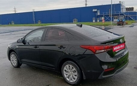 Hyundai Solaris II рестайлинг, 2018 год, 890 000 рублей, 5 фотография