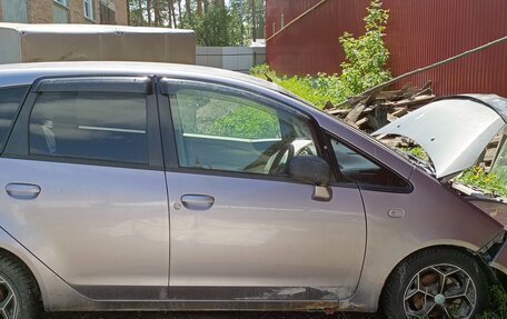 Mitsubishi Colt VI рестайлинг, 2004 год, 250 000 рублей, 4 фотография