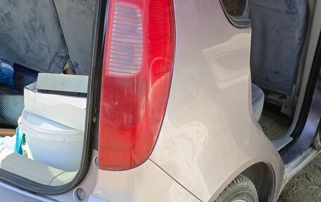 Mitsubishi Colt VI рестайлинг, 2004 год, 250 000 рублей, 15 фотография