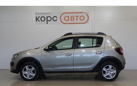 Renault Sandero II рестайлинг, 2015 год, 990 000 рублей, 2 фотография
