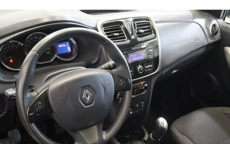 Renault Sandero II рестайлинг, 2015 год, 990 000 рублей, 6 фотография