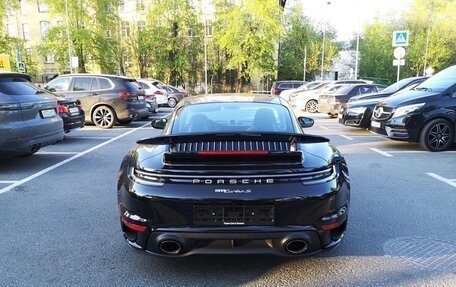 Porsche 911, 2021 год, 28 000 000 рублей, 4 фотография