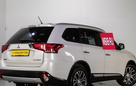 Mitsubishi Outlander III рестайлинг 3, 2016 год, 1 749 000 рублей, 5 фотография