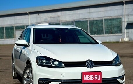 Volkswagen Golf VII, 2017 год, 1 540 000 рублей, 3 фотография