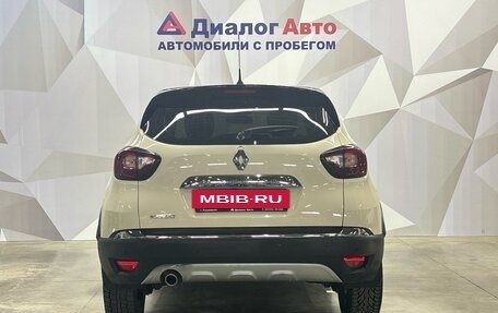 Renault Kaptur I рестайлинг, 2018 год, 1 320 000 рублей, 5 фотография