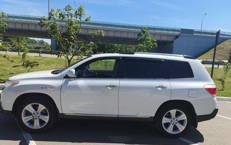 Toyota Highlander III, 2012 год, 2 300 000 рублей, 5 фотография