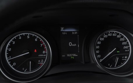 Toyota Camry, 2020 год, 2 600 000 рублей, 9 фотография